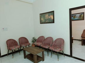 Om Nivas Holy Home Stay